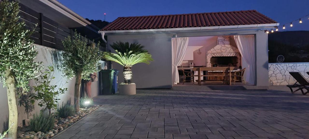 פובילה House Vallis Aurea מראה חיצוני תמונה
