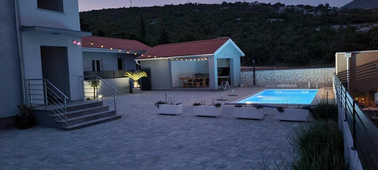 פובילה House Vallis Aurea מראה חיצוני תמונה